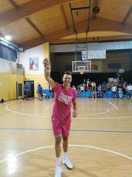 Matteo Berselli Vincitore gara tiro 3 punti con 8 